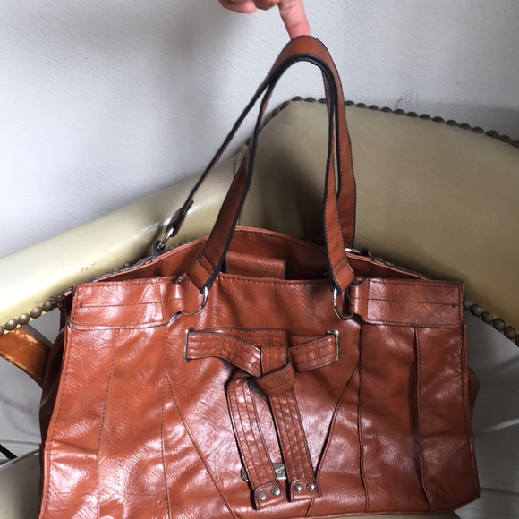 Gloria Vanderbilt Bags Gloria Vanderbilt Leather Vegan Camel Purse